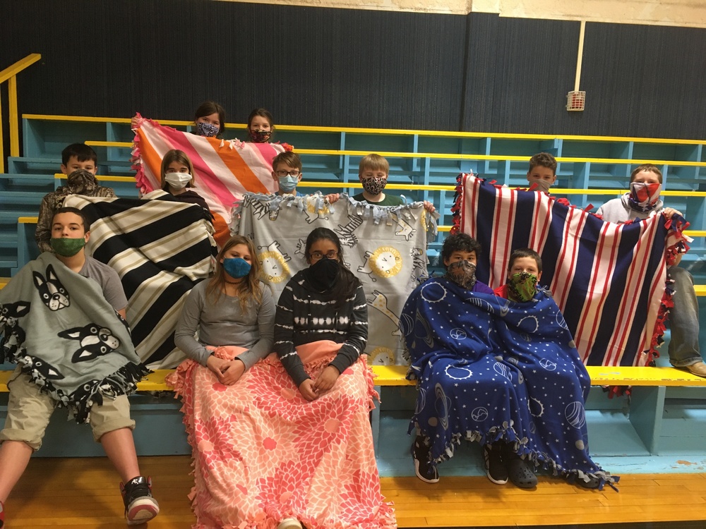 CJI 5th Grade Students Make Fleece Blankets